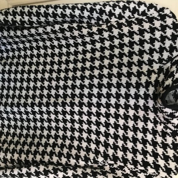 vintage houndstooth turtleneck sweater - Picture 2 of 3
